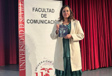 Jessica Fernanda Torres presenta su libro en la Facultad de Comunicación