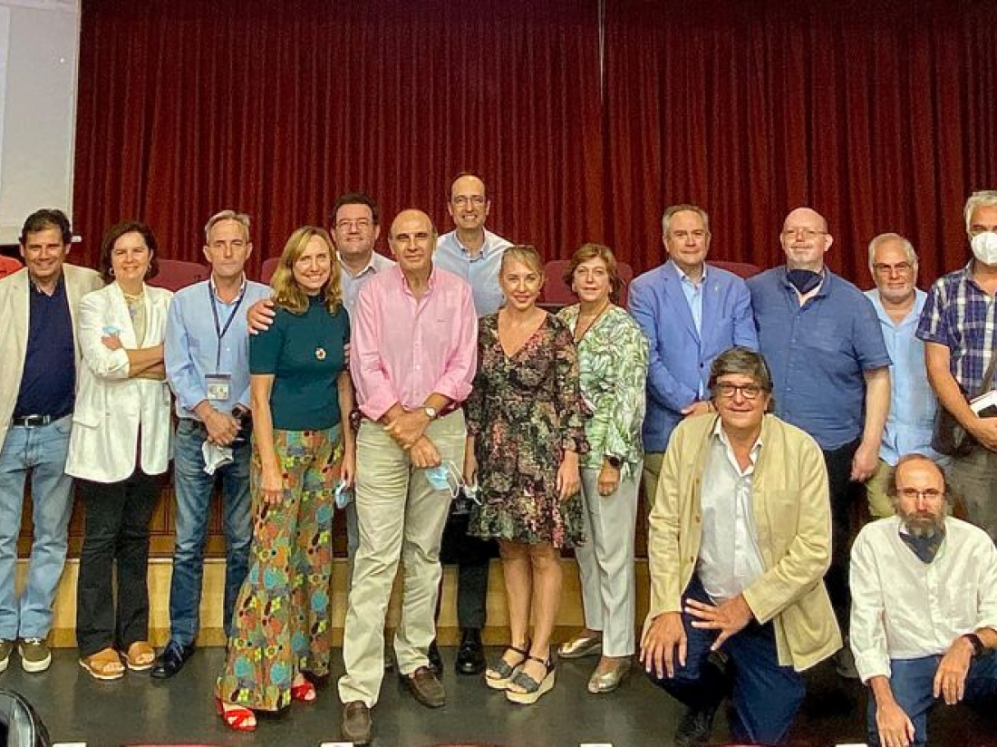Reunión de la Conferencia de Decanos y Directores de Centro en la FCom