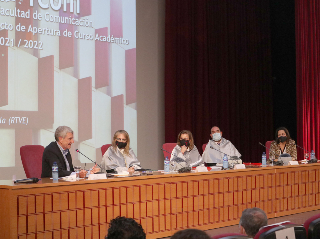https://fcom.us.es/gabinete/actividades-y-eventos/perez-tornero-presidente-de-rtve-imparte-la-leccion-inaugural-en-0