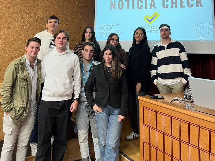 Estudiantes del grupo Mente Z