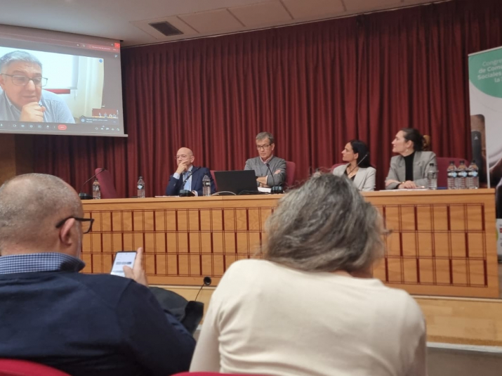 COMRED. Congreso Comunicación y redes en la sociedad de la información