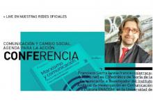 Francisco Sierra dicta una conferencia en Perú