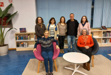 personal de biblioteca de Comunicación